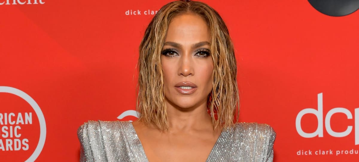Jennifer Lopez, en una imagen de archivo en los AMAs 2020