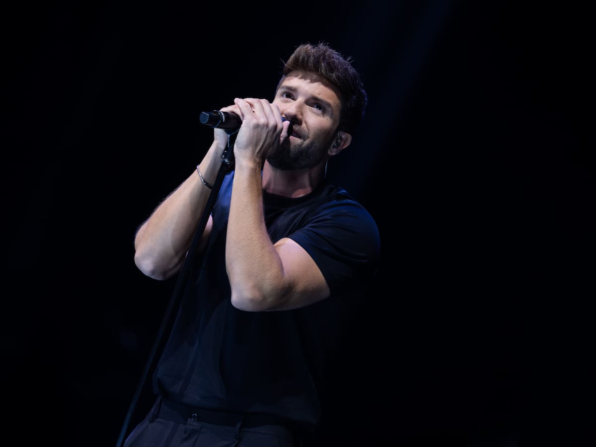 Pablo Alborán desata la emoción en un Palau Sant Jordi a rebosar y presenta una canción en exclusiva