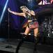 Miley Cyrus y Dua Lipa reinventan el punk: así se han transformado las divas del pop