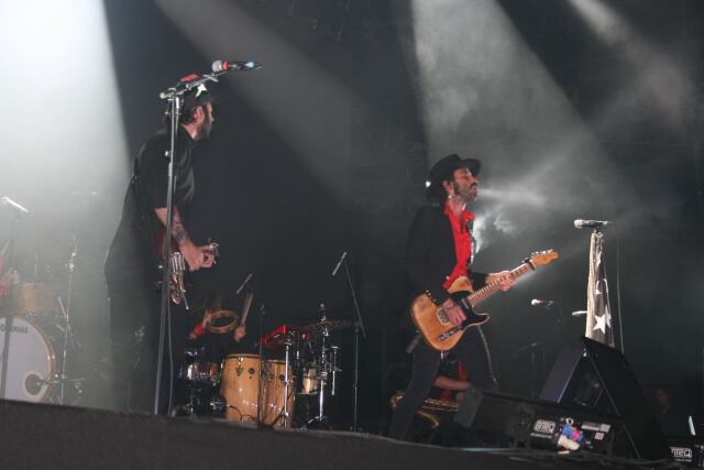 Leiva puso a Sevilla a cantar todos sus éxitos