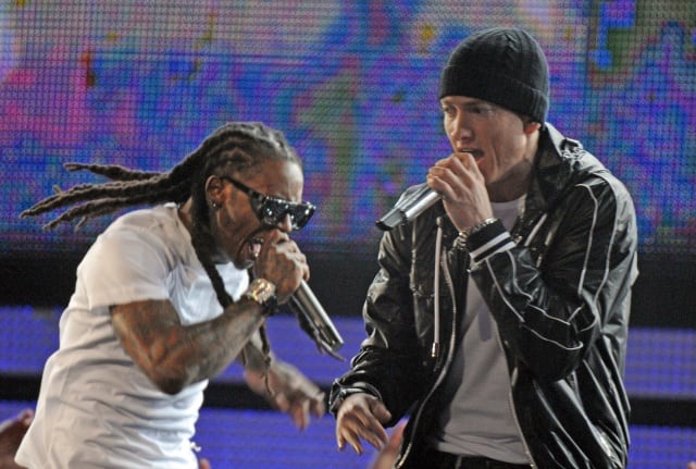 Lil Wayne (izquierda) y Eminem, actuando durante los Grammy de 2010.