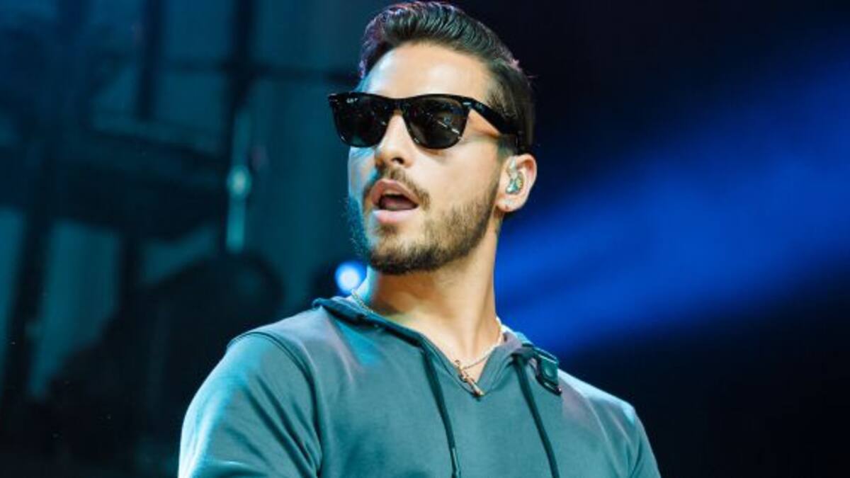 A Maluma no le gustó la pregunta y se fue de la entrevista