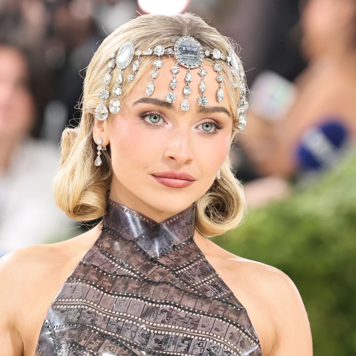 Sabrina Carpenter lo consigue: su presunto acosador recibe una orden de alejamiento