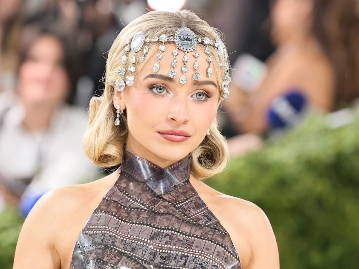 Sabrina Carpenter lo consigue: su presunto acosador recibe una orden de alejamiento