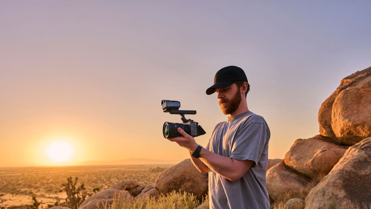 Sony anuncia la FX5: su nueva cámara de cine profesional pensada para grabar en cualquier parte