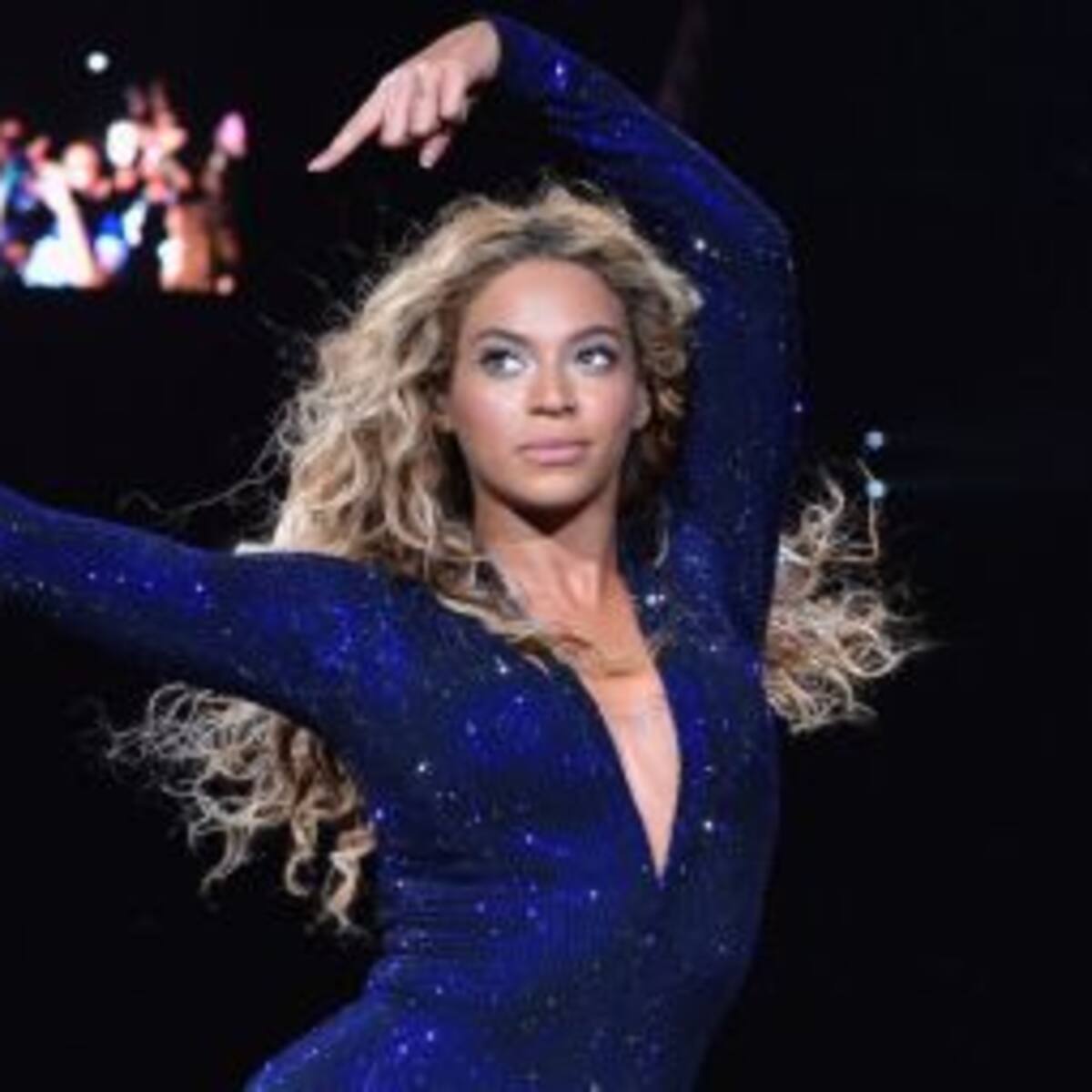 ¡Beyoncé se cortó una oreja en vivo!