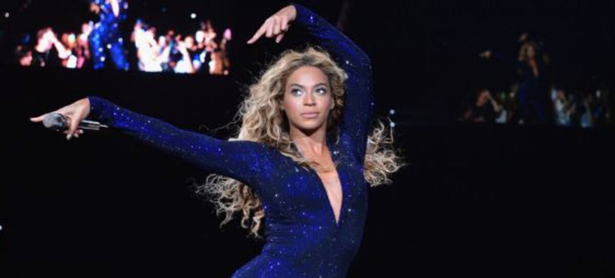 Beyoncé se lastimó en vivo!