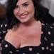 Demi Lovato monta un funeral por su propia música pop y cierra su ‘transformación’