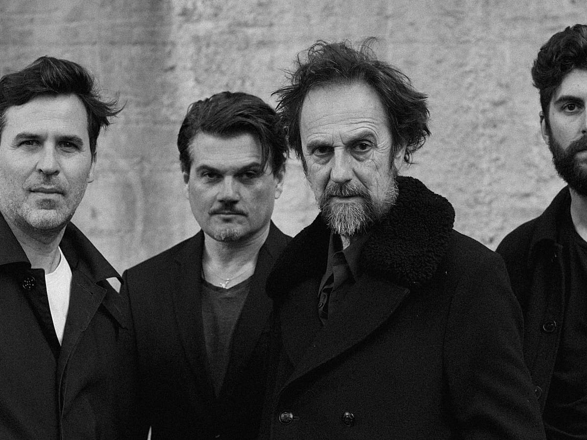 Diego Vasallo cumple 60 años: del pop luminoso de Duncan Dhu a la voz rota de un buscador incansable