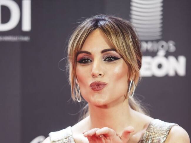 Edurne en los premios Odeón