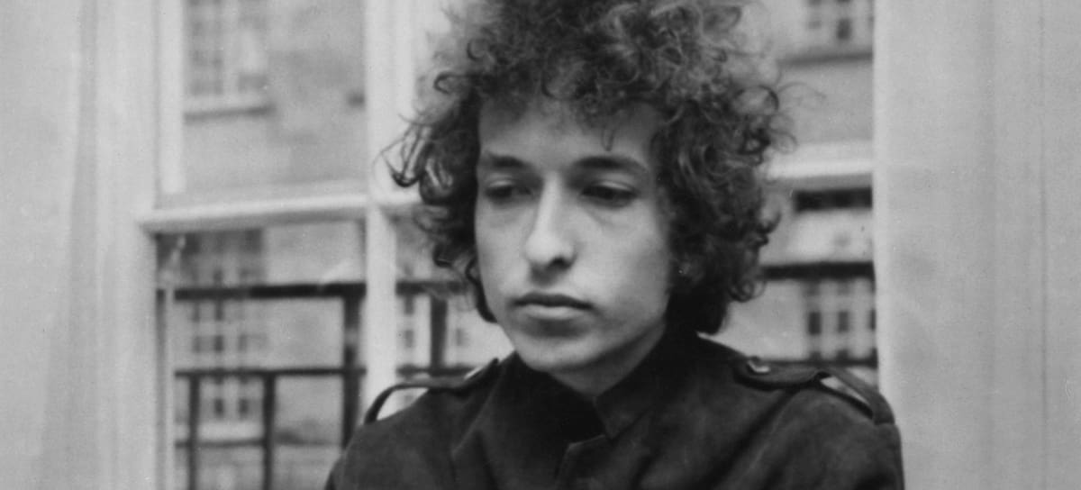 Bob Dylan, en una rueda de prensa en París, en 1966.