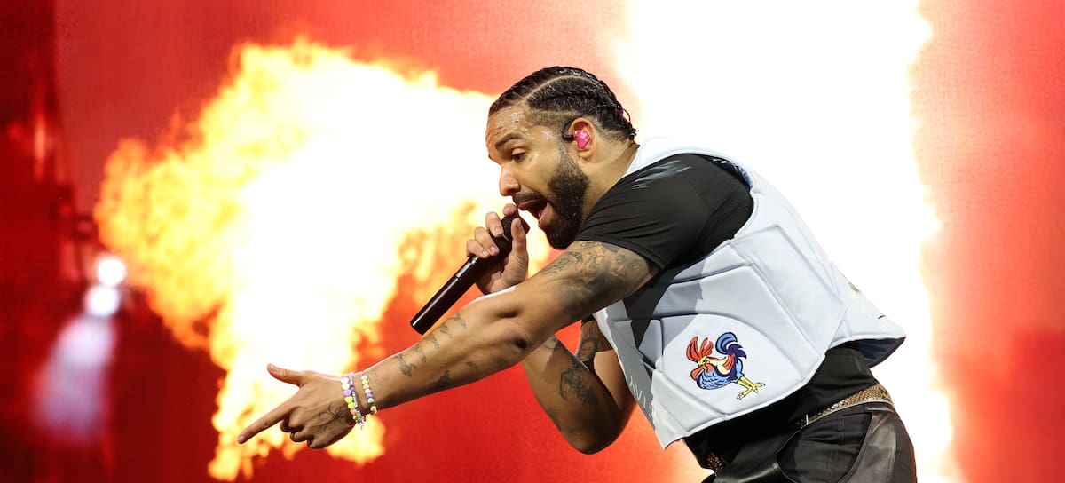 Drake durante un concierto en Londres.