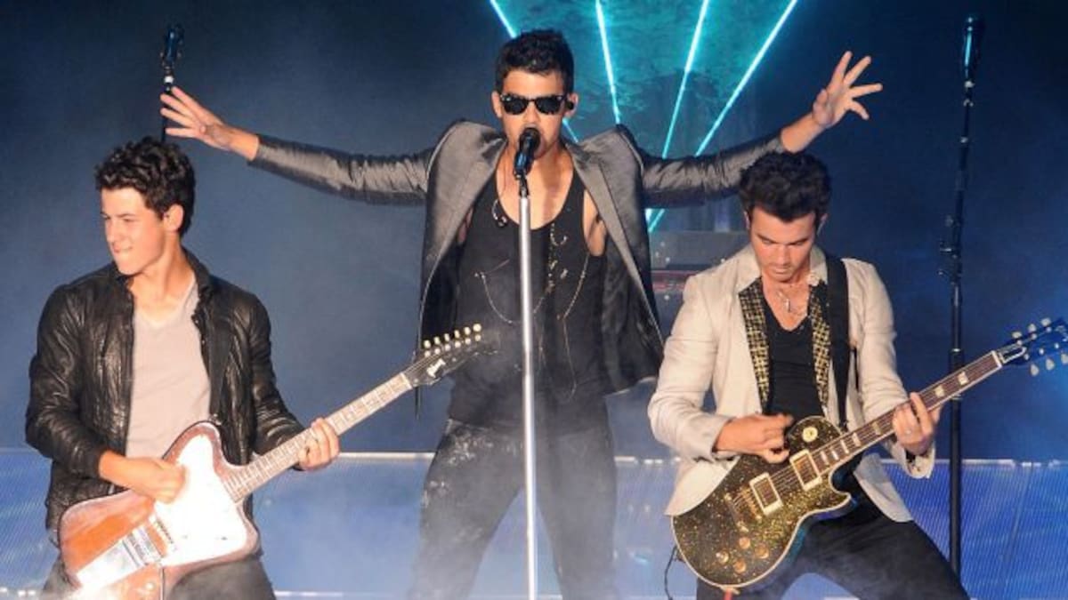 Los Jonas Brothers preparan su regreso a los escenarios