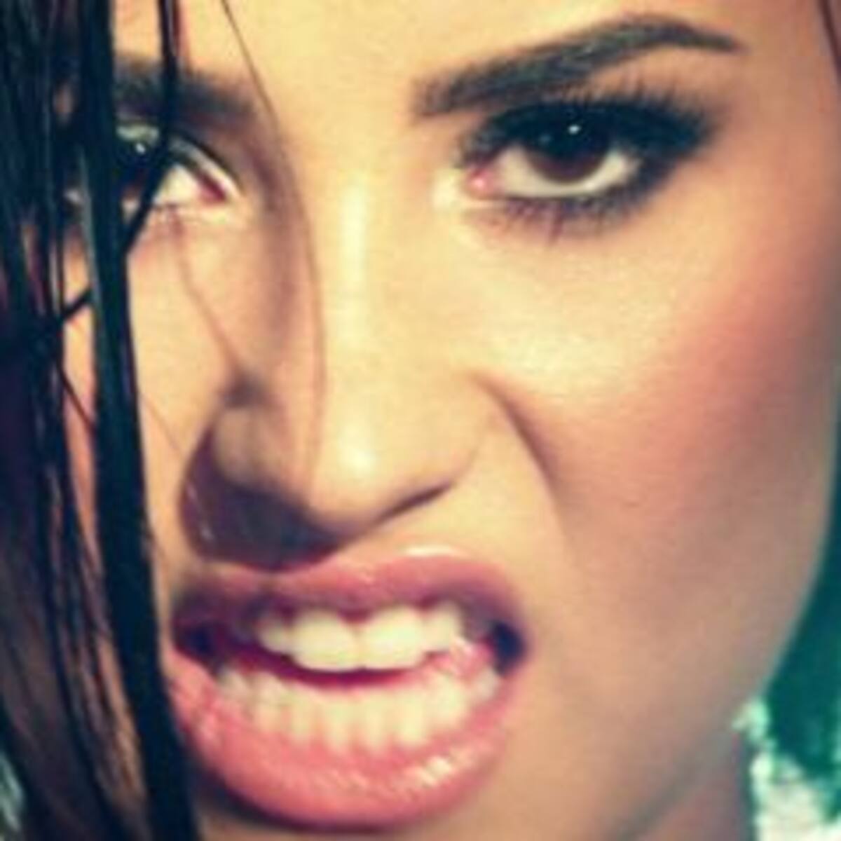 ¿Demi Lovato copió una de las canciones de su último álbum?
