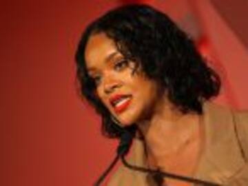 Así reacciona Rihanna ante las críticas por su peso