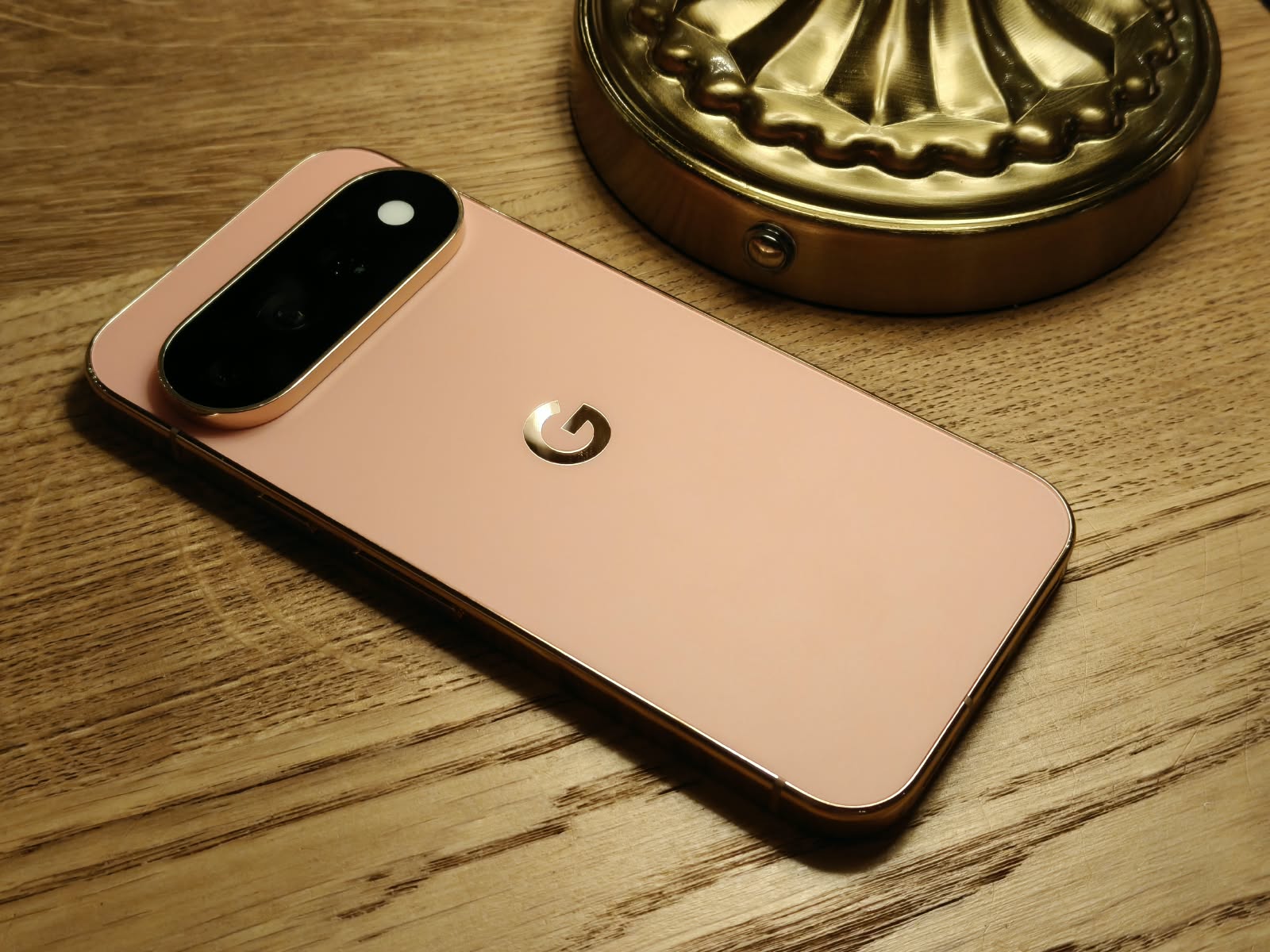 Google Pixel 11 Pro - Canyon