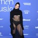 Rosalía hace historia en los Billboard con uno de sus looks más extravagantes hasta la fecha