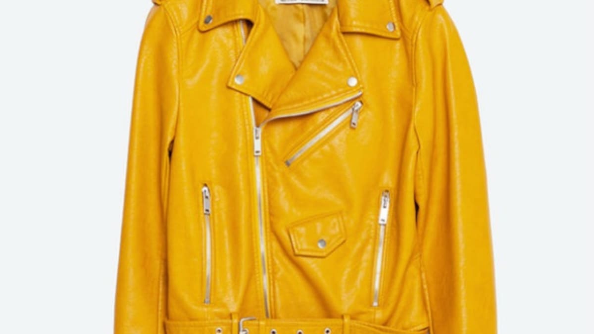 Una cazadora amarilla de Zara se convierte en 'viral'