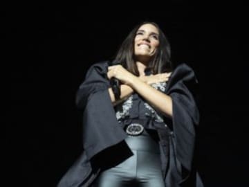 India Martínez nos muestra cómo le queda el bikini con los 6 kilos que ha ganado