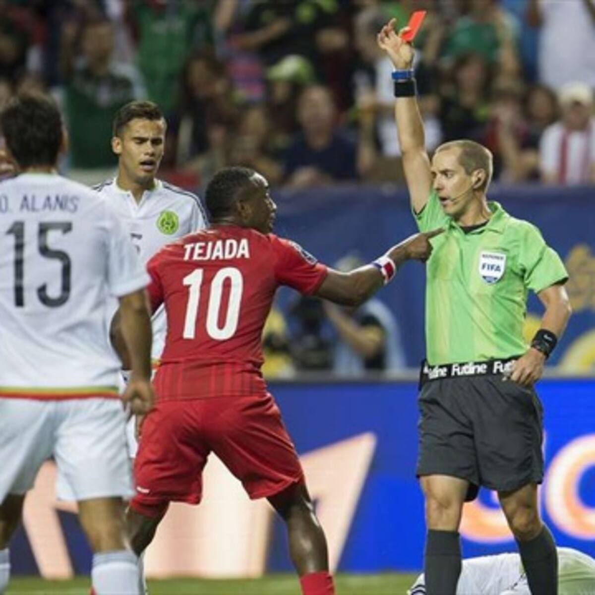 ¿Negocio o fútbol?