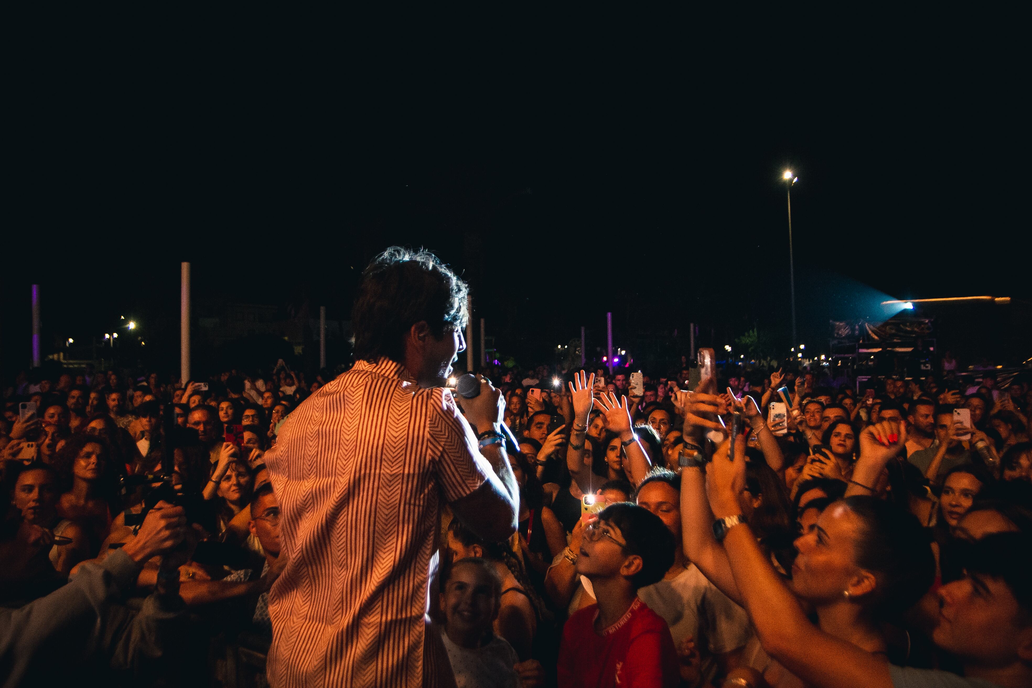 Polo Nández se dio un baño de masas y se sintió como en su León natal. 