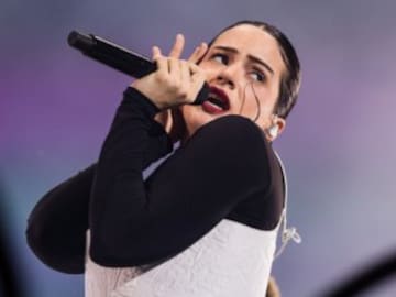 Rosalía versiona uno de los mayores éxitos de Enrique Iglesias: ‘Héroe’