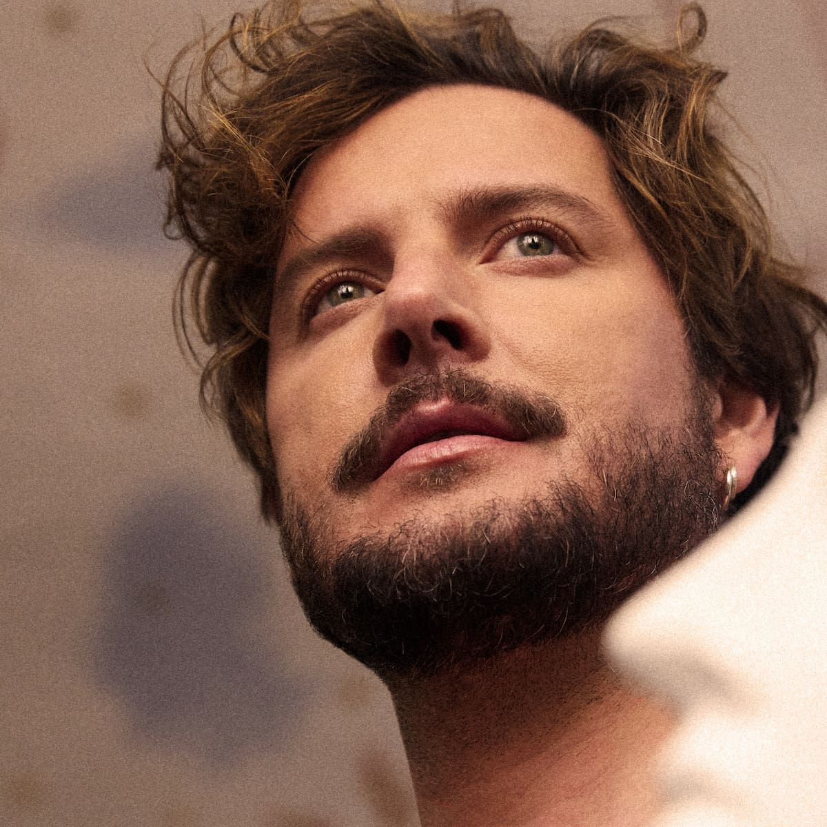 ‘Oh si pudiera’, el canto de esperanza y con mensaje con el que Manuel Carrasco presenta su próximo disco: Letra y significado