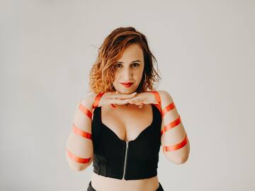 Paradigma: Txenia estrena el seu nou àlbum