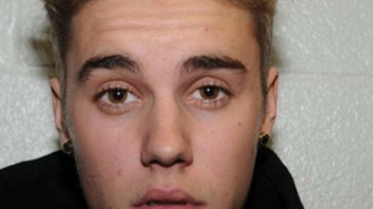 Autorizan divulgar imágenes del arresto de Justin Bieber