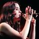 26 años de Jagged Little Pill, el disco que llevó a la cima a Alanis Morissette