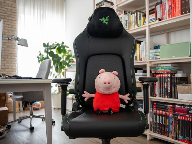 Razer Iskur V2 NewGen: la silla que cambia tu escritorio más que un ratón o un teclado