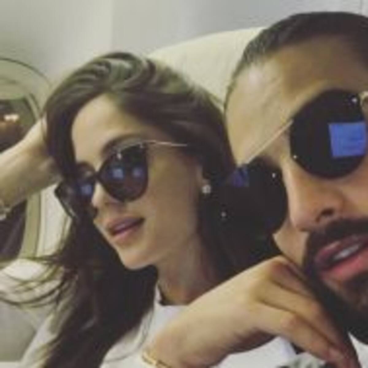 La fiesta de Maluma en pleno vuelo