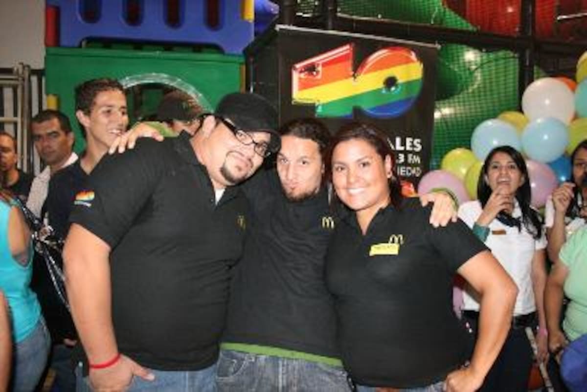 La Hora sin Nombre Segundo Aniversario Mc Donald's Zapote