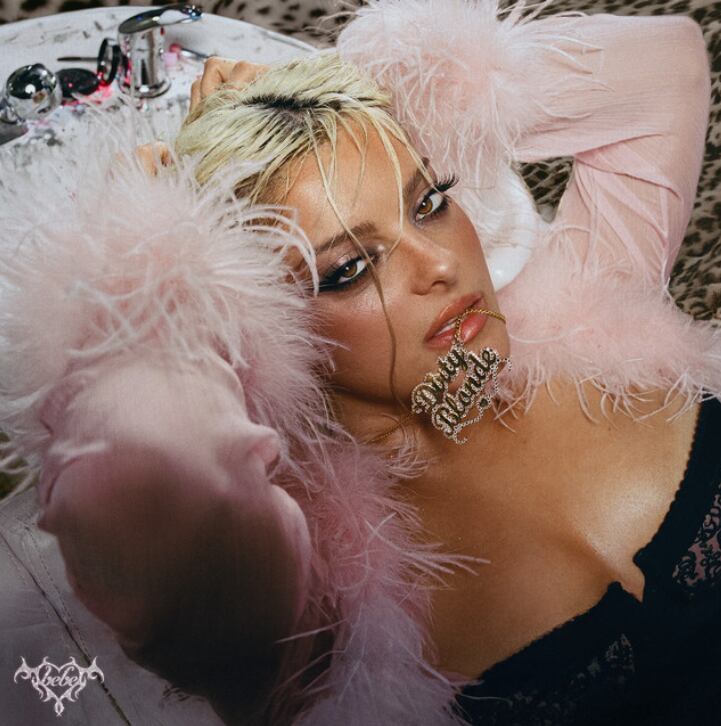 Bebe Rexha ha lanzado su primer álbum como artista independiente bajo el título 'Dirty Blonde'.
