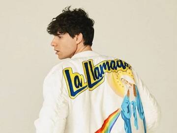 Así es la marca de ropa de Los Javis: divertida y sin género