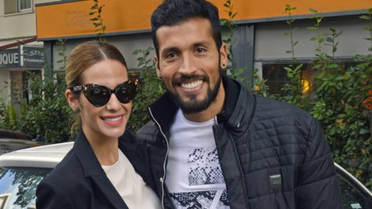 Tamara Gorro y Ezequiel Garay comparten un impactante baile en el baño con sus hijos a ritmo de Sech