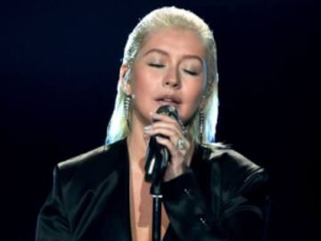 Vuelve a la música Christina Aguilera después de 6 años