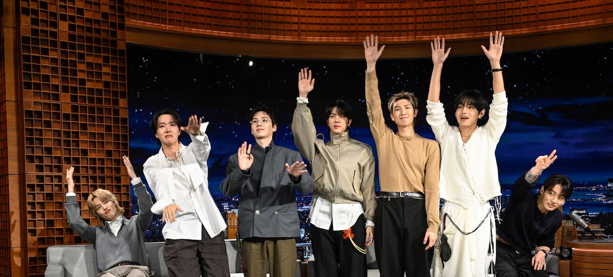 BTS en su paso por "The Tonight Show Starring Jimmy Fallon", marzo de 2026