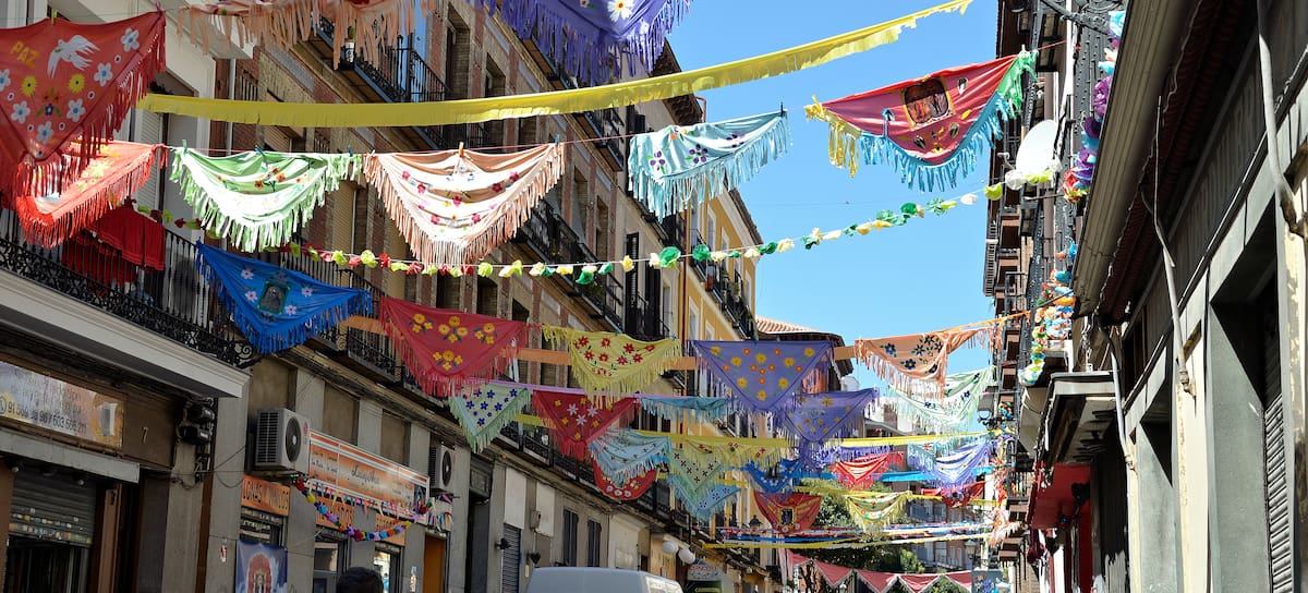 Fiestas en las calles de Madrid en verano