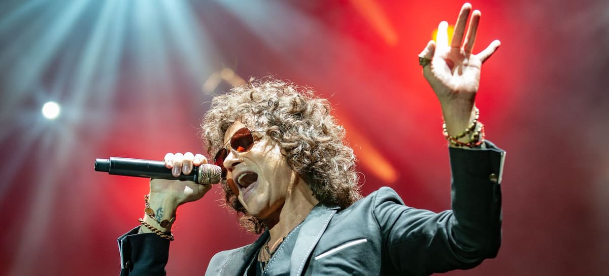 Enrique Bunbury, actuando en el festival Cruilla de Barcelona en 2018.