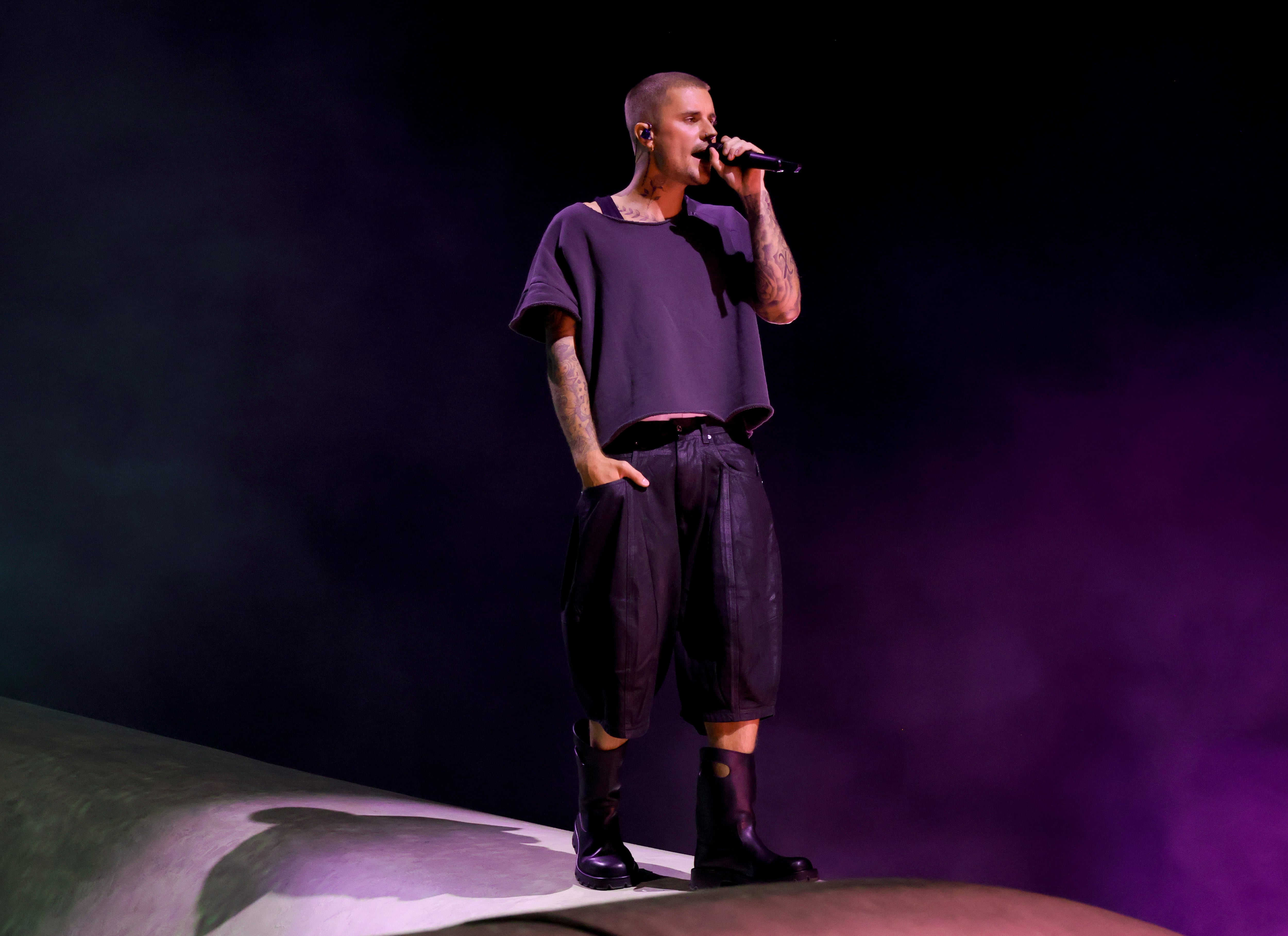 Justin Bieber actuando en el Festival de Música y Arte del Valle de Coachella de 2026, celebrado en el Empire Polo Club el 11 de abril de 2026 en Indio, California.