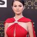 Sigourney Weaver también opina sobre el reboot de Armas de mujer con Selena Gomez