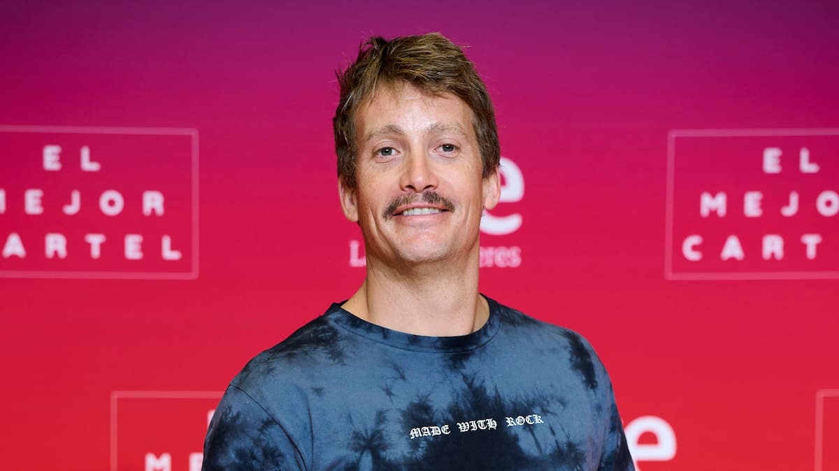 Grison anuncia que se casa en 'La Revuelta' y lanza una sutil sugerencia a Broncano: "No lo iba a contar, pero..."