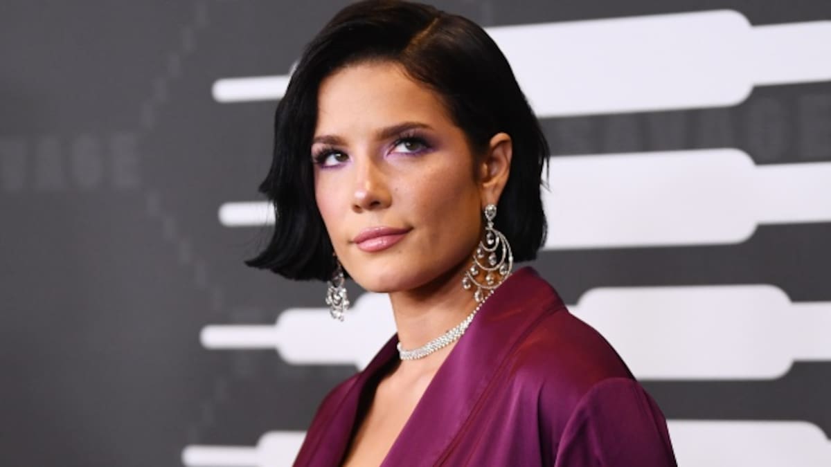 Halsey estrena Graveyard