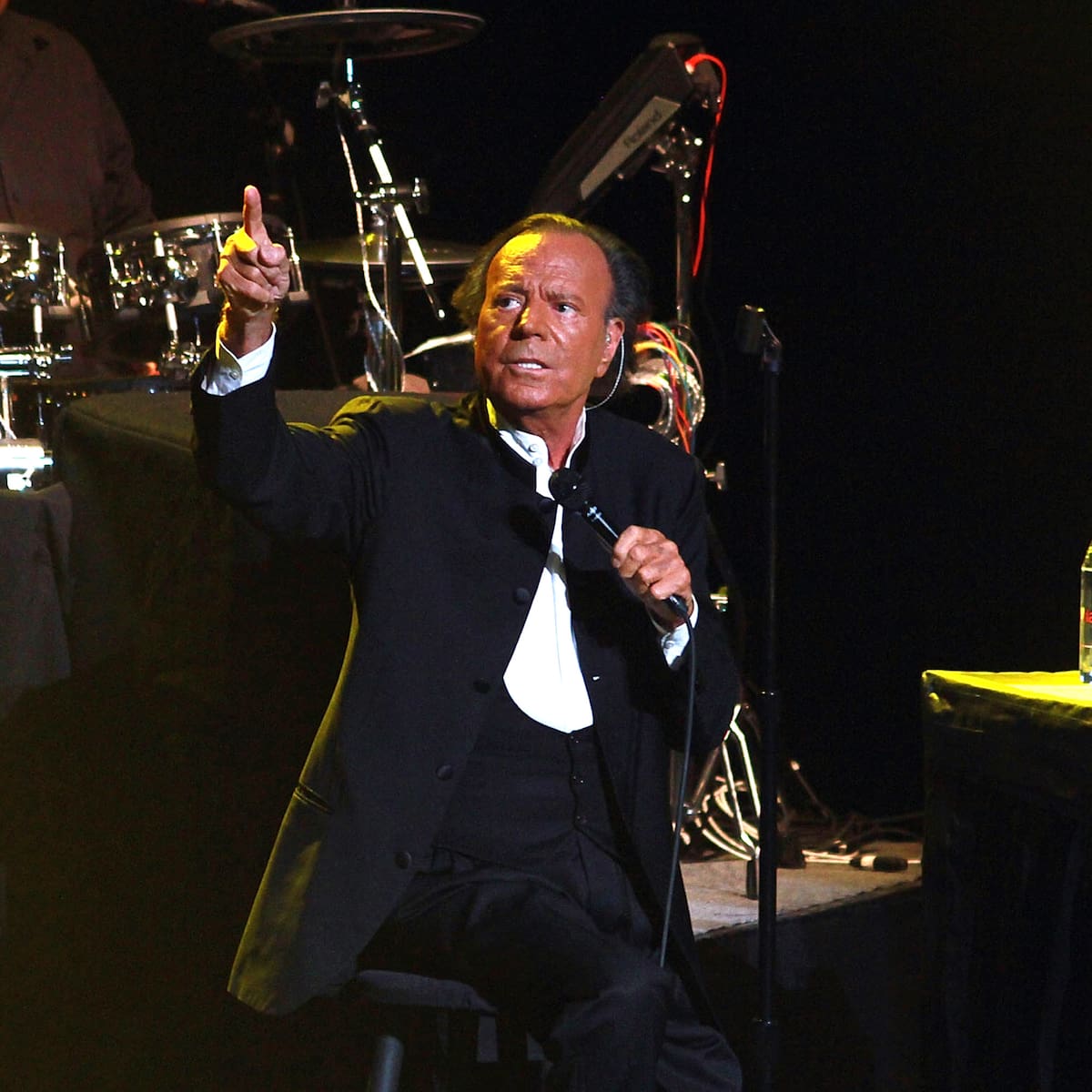 Giro en el 'caso Julio Iglesias': el cantante tendrá en su poder las dos denuncias por violencia sexual