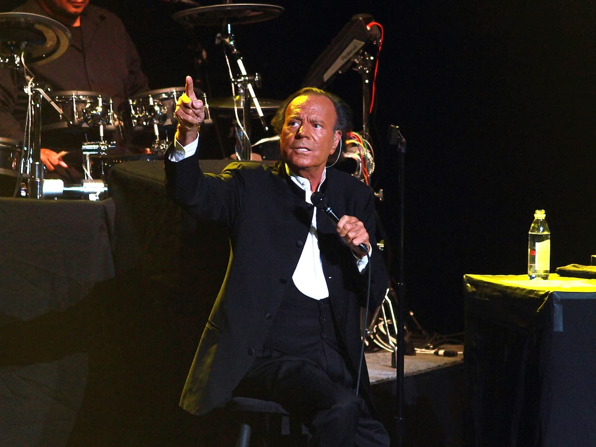 Giro en el 'caso Julio Iglesias': el cantante tendrá en su poder las dos denuncias por violencia sexual