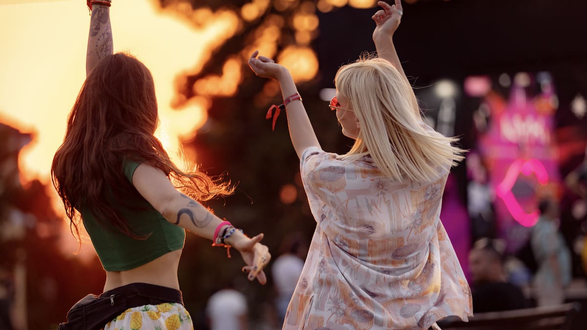 Las claves para comprar con seguridad entradas para festivales: de pulseras intransferibles al código falso