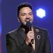 Luis Fonsi pone a prueba la ‘Ley De Gravedad’ en su nuevo disco