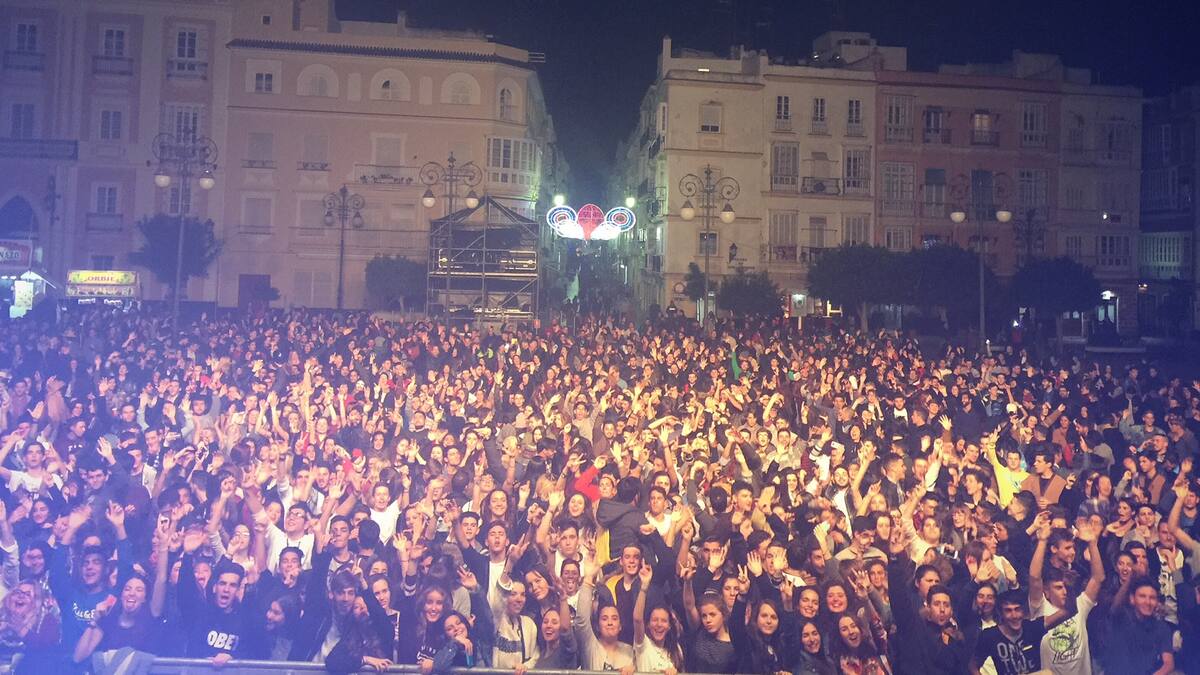 Gracias Cádiz! Espectacular #MaximaCarnavalDance