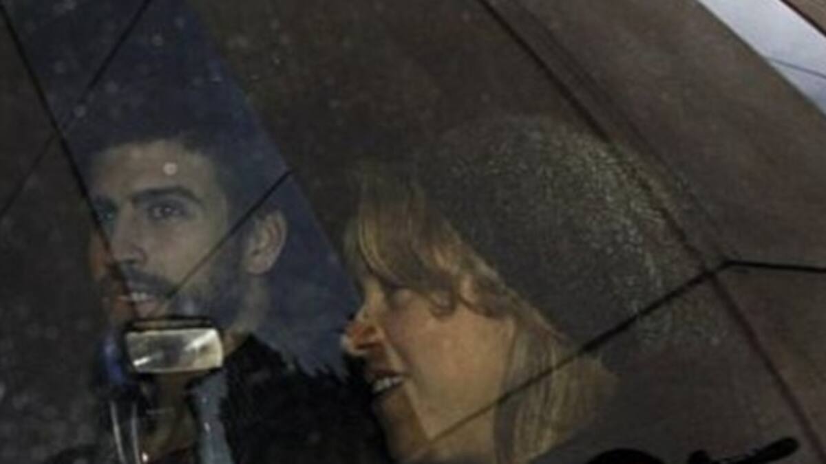Salen Shakira y el pequeño Milan de la clínica